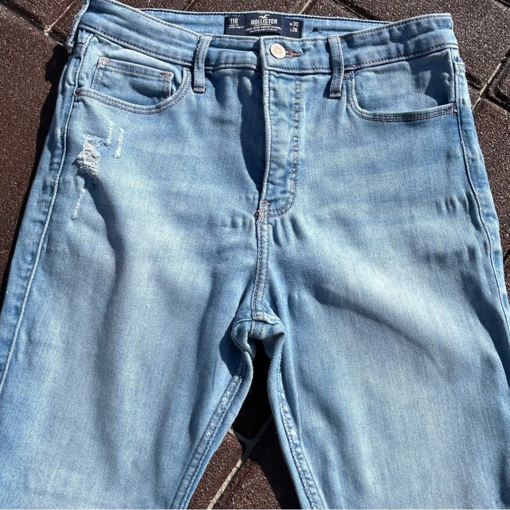 Hollister High Rise Super Skinny Jeans - Picture 5 of 10